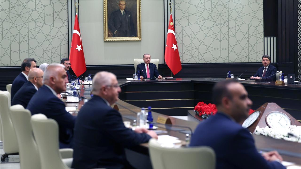 Kabine Toplantısı Suriye ve Asgari Ücret Gündemlerini Ele Alacak