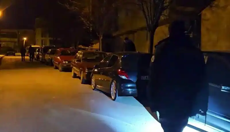 Park Halindeki Araçları Çizen Hırsızlar, Şehrin Güvenliğini Tehdit Ediyor!