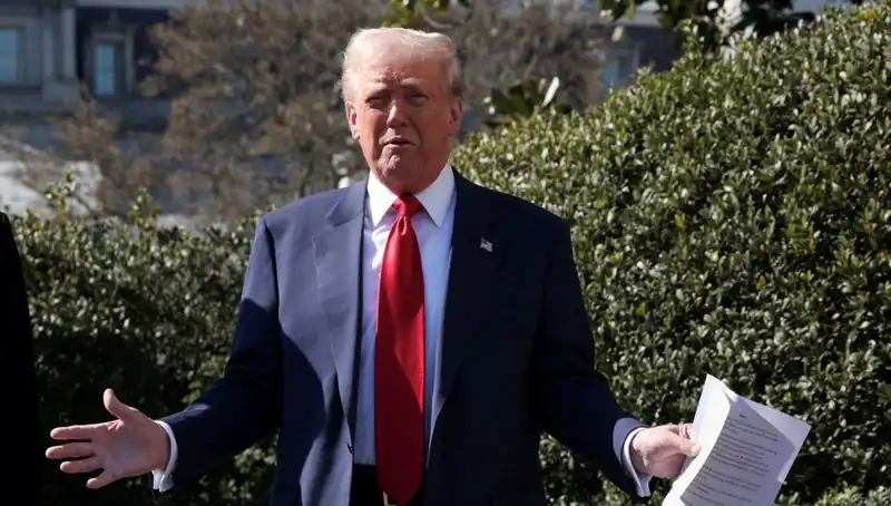 Trump'tan Yeni Seyahat Yasağı Taslağı: Hangi Ülkeler Listede Yer Alıyor?