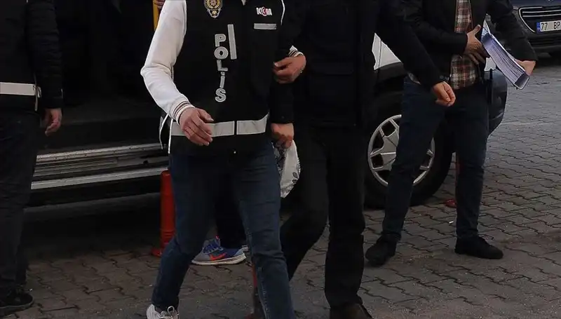 Samsun'da Uyuşturucu Operasyonu: Saklandıkları Yerde 2 Suspect Yakalandı