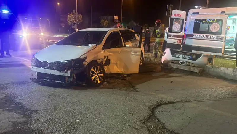 Pikap ve Otomobil Çarpıştı: Kazanın Detayları ve Sonrası