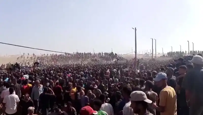 İsrail'in Filistinliliklere Yönelik Saldırısı: 30 Can Kaybı ve Insani Kriz