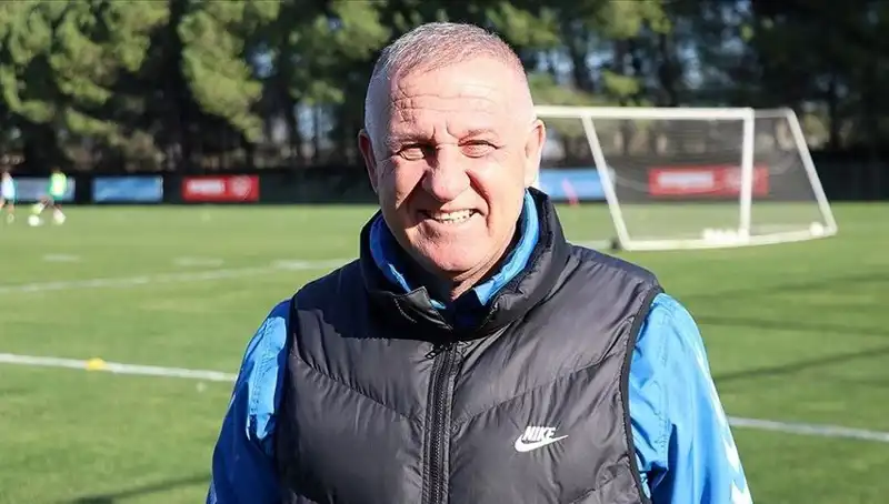 Ankaragücü'nde Beklenmedik Gelişme: Mesut Bakkal Görevinden Ayrıldı!