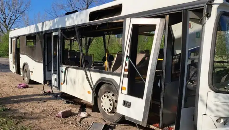 Rusya'nın İşçi Taşıyan Otobüsüne Yönelik Saldırı: 9 Ölü, Onlarca Yaralı