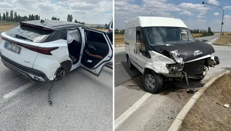 Çorum'da Kafa Kafaya Çarpışma: Olayın Ardındaki Gerçekler