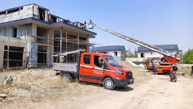 Gölbaşı’ndaki Villalarda Korkutan Yangın: Alevler Neden Yükseldi?