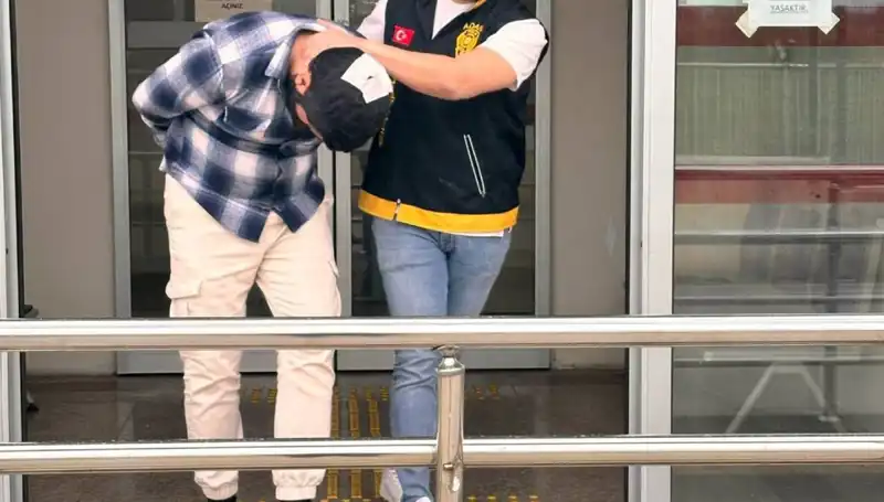Tartışma Sonrası Ağabeyini Öldüren Genç: "Kafama Şişeyle Vurdu!"