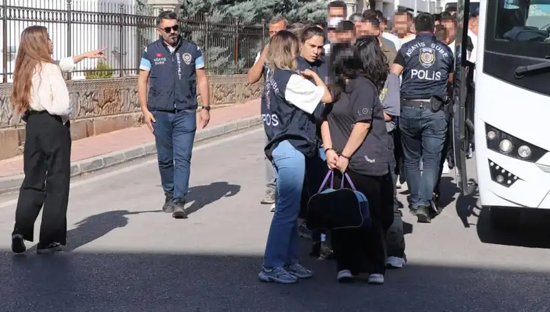 6 İl'de Şok Eden Escort Dolandırıcılığı: 12 Milyonluk Vurgun Ortaya Çıktı!