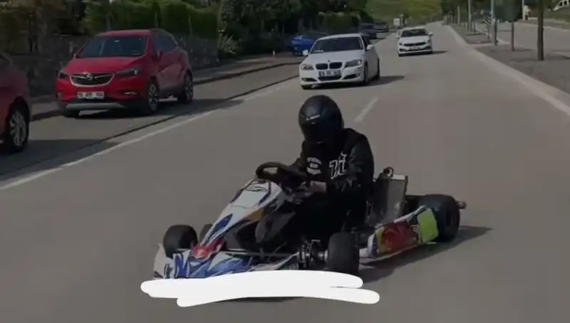Go-Kart Sürücüsü Drift Atarak Yürekleri Ağızlara Getirdi!