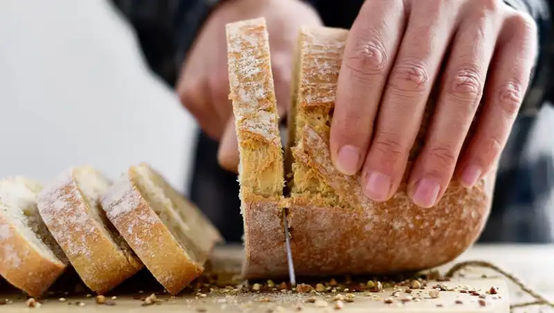 Kızarmış Ekmek mi, Yoksa Taze Ekmek mi? Sağlıklı Tercih Hangisi?