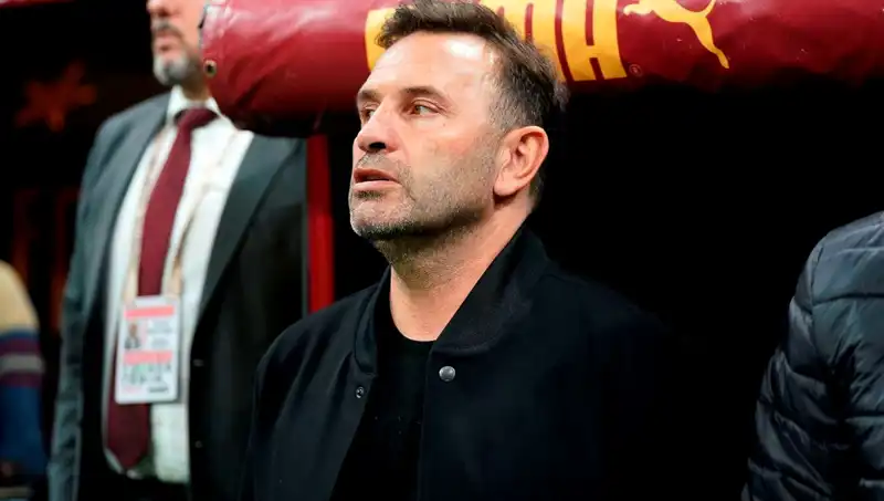 Galatasaray’da Okan Buruk'un Şaşırtan Değişikliği: Takımda Neler Oluyor?