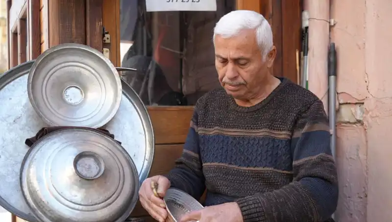 Kaybolan Meslekler: Zamana Yenik Düşenlerin Ardında Yatan Gerçekler