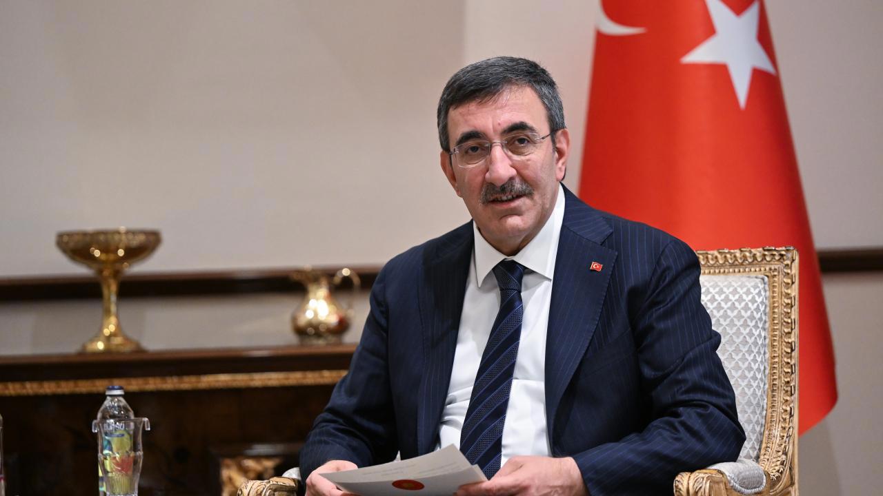Cumhurbaşkanı Yardımcısı Yılmaz'dan Genç Çiftlere Müjde: Maddi Destekler Yolda