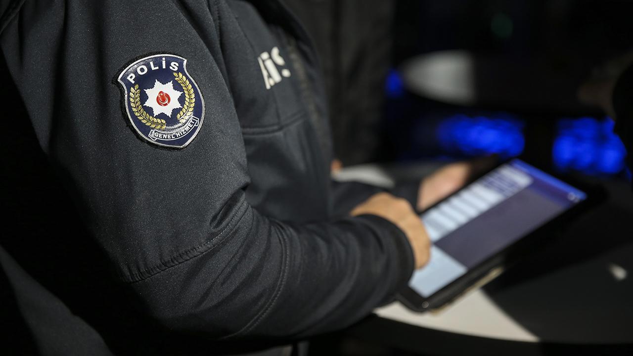 Durdurulan araçta yetkisiz çakar kullanımına ceza