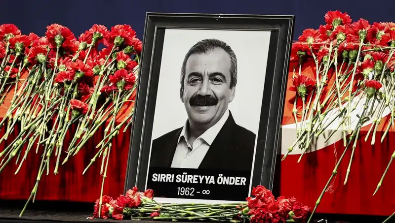 Meclis’te Sırrı Süreyya Önder Anması: Unutulmaz Bir Etkinlik