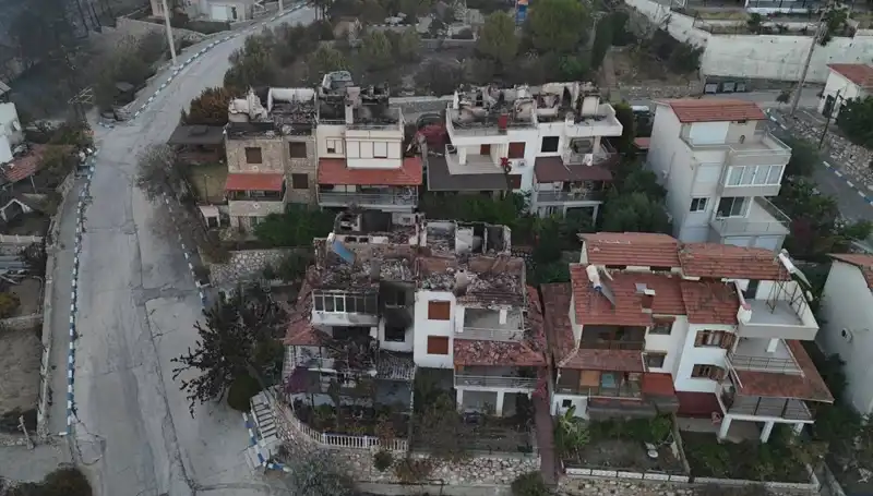 Orman Yangınları Tehdit Ediyor: Evler Yok Oluyor, Hayatlar Yeniden Şekilleniyor