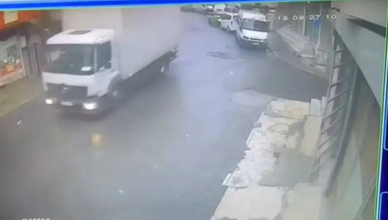 Sahte Polisler, 1.7 Milyon Lira Gasp Etti: Yakalanınca "Şaka Yapacaktık" Dediler!