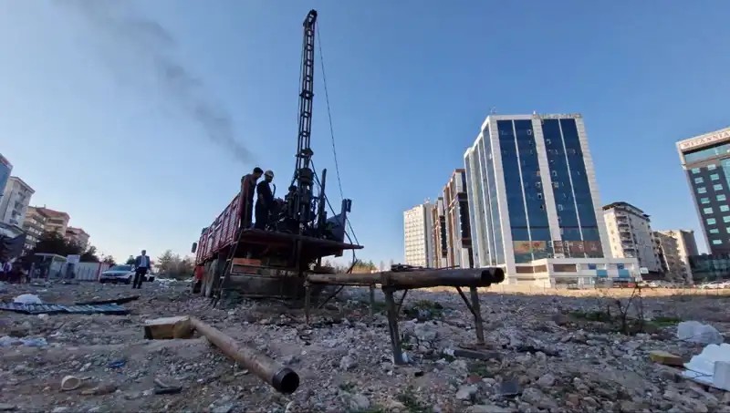 Galeria Sitesi’nde İlk Kazma Vuruldu: 89 Kişilik Felaketin Ardından Umut Var mı?