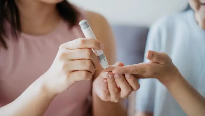 Çocuklarda Diyabet Belirtileri ve Alınacak Önlemler: Ebeveynler Neler Yapmalı?