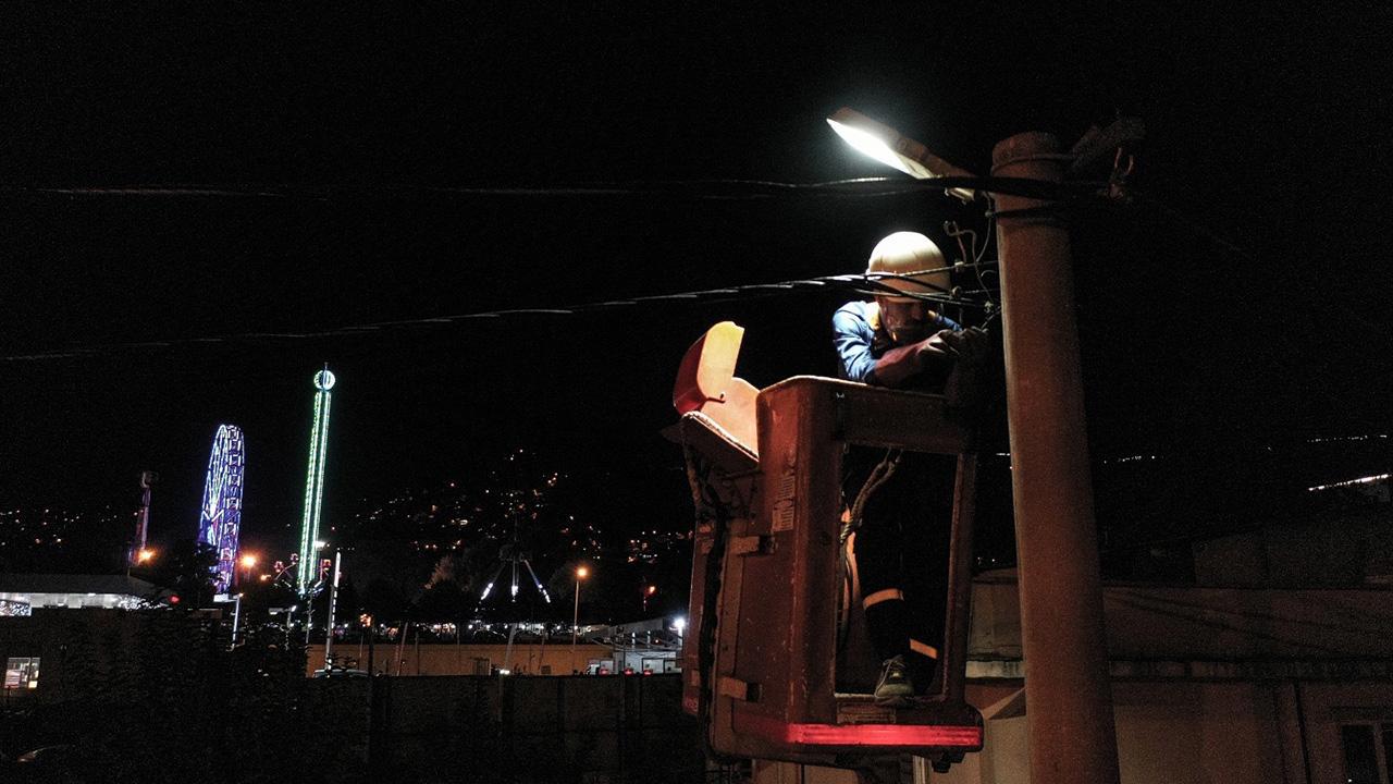 Yılbaşında Elektrik İçin Çalışmalar Devam Ediyor