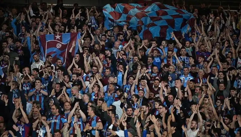 Trabzonspor ve Galatasaray’ın Buluşması İçin Biletler Çıktı! Hızla Tükeniyor!