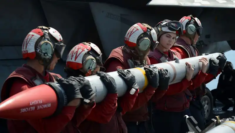 Amerikan Füzeleri Suudi Arabistan'da Yeni Güvenlik Stratejisiyle Buluşuyor