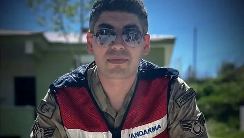 Kadir Astsubayın Vefatı: Halı Saha Maçında Hayatını Kaybetti