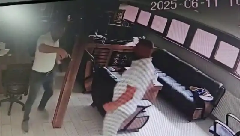 İş İnsanı Kalfa Tarafından Öldürüldü: Alacak Verecek Tartışması Kanlı Sonuçlandı