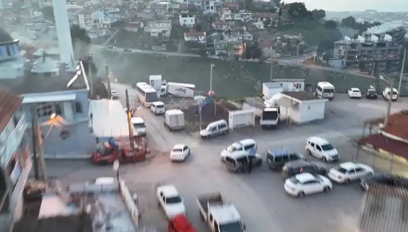 İzmir'de Gerçekleşen 99 Operasyonda 133 Gözaltı: Detaylar Ortaya Çıktı