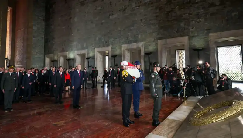 Anıtkabir’de Tarihi Buluşma: Devlet Erkanı Toplandı